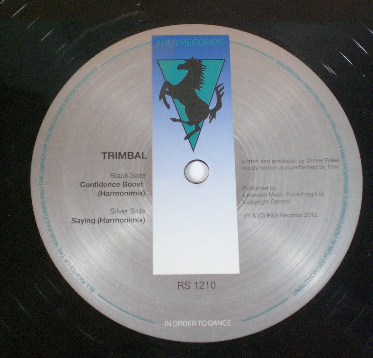 Trim (2) : Confidence Boost (12",45 RPM)